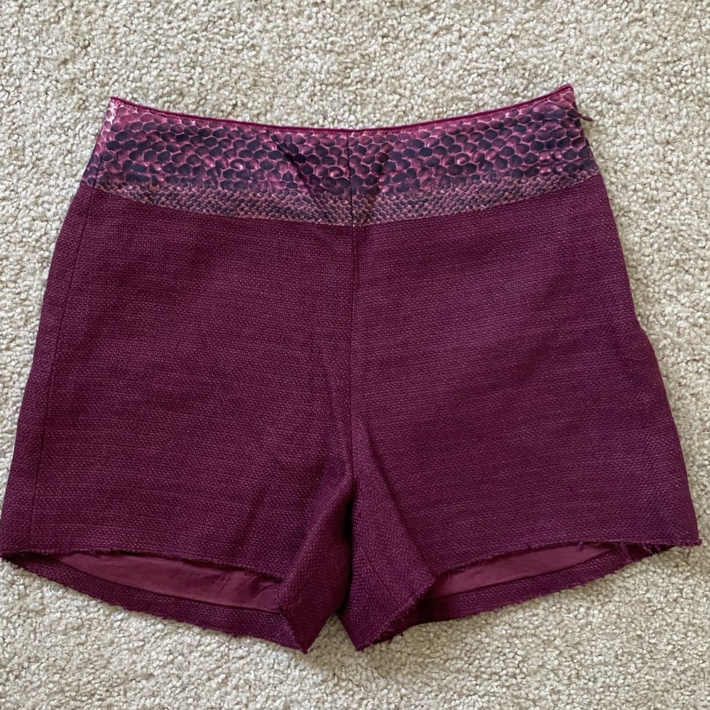 Longchamp Woven Linen Silk Shorts 42  US 10